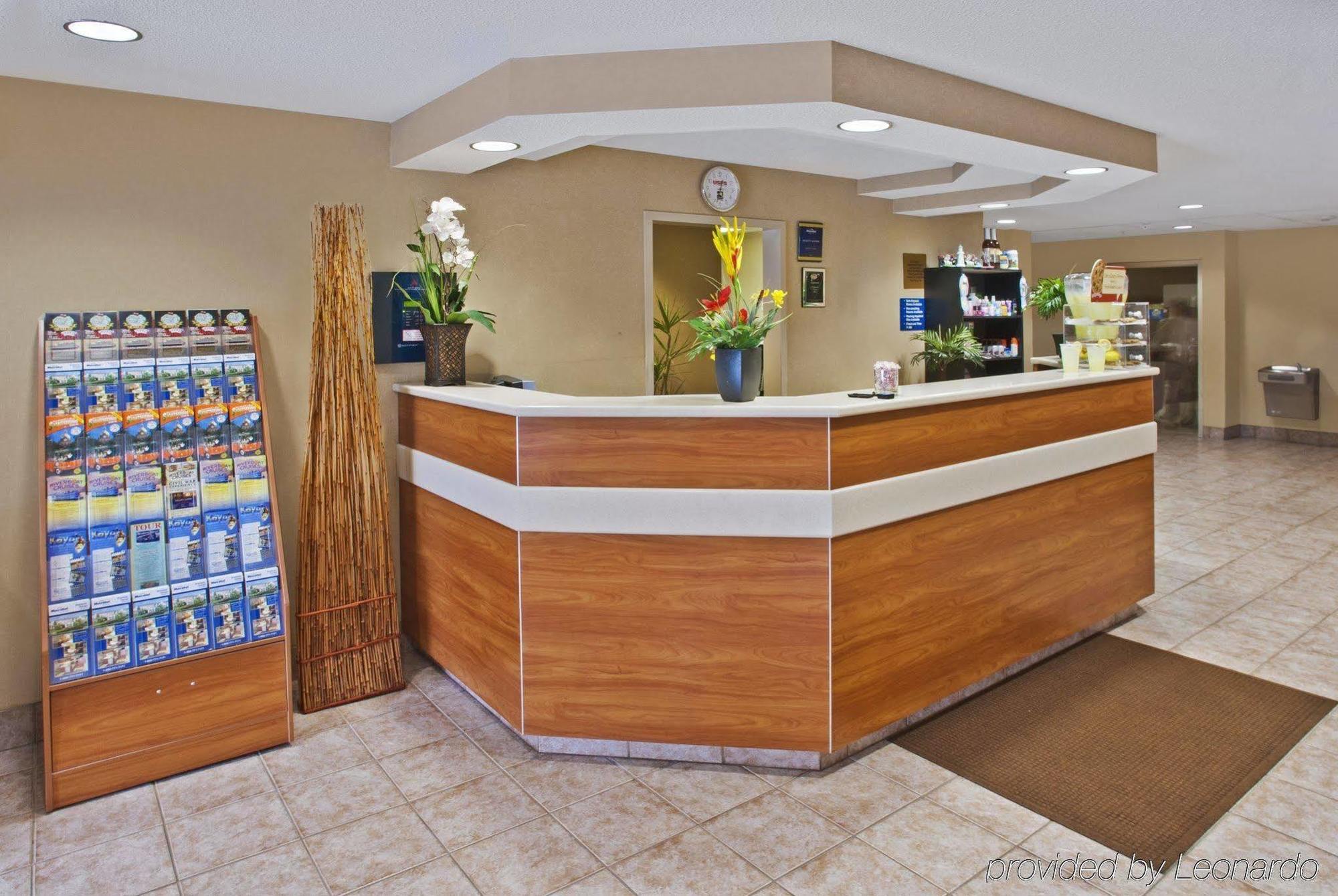 Microtel Inn & Suites By Wyndham ברונסוויק מראה פנימי תמונה